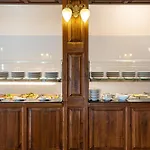 Fried Kastely Hotel Simontornya
