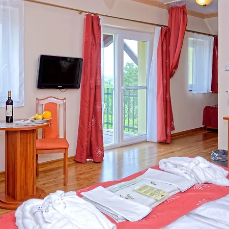 Fried Kastely Otel