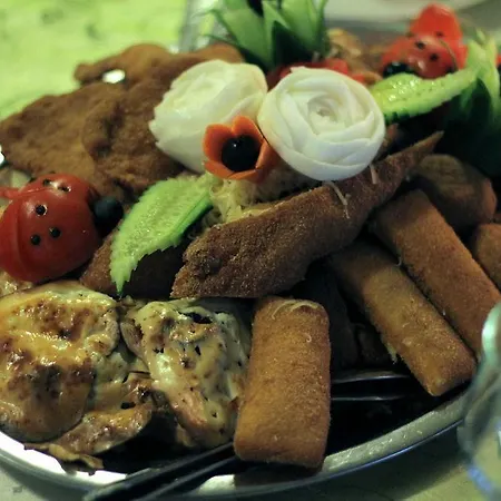Ξενοδοχείο Fried Kastely 3*